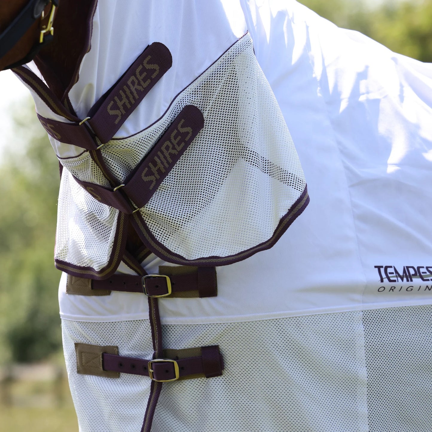 Shires Tempest Original mušu sieta sega ar kakla daļu